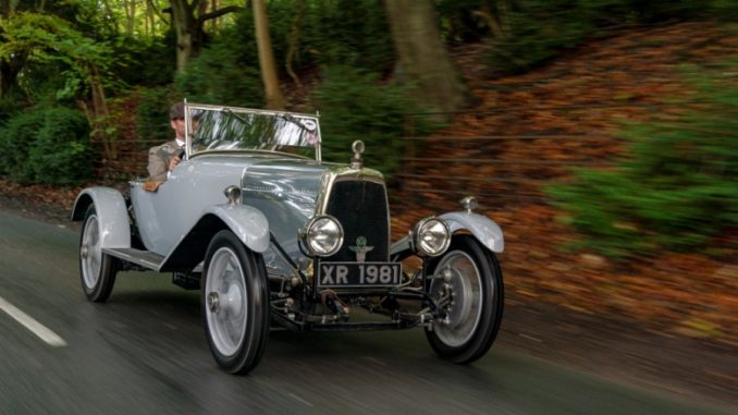 Rare and Historic Aston Martin Known as Cloverleaf Runs up Aston Hill to Celebrate the Sports Car’s 95th (┬®Photo, Max Earey)